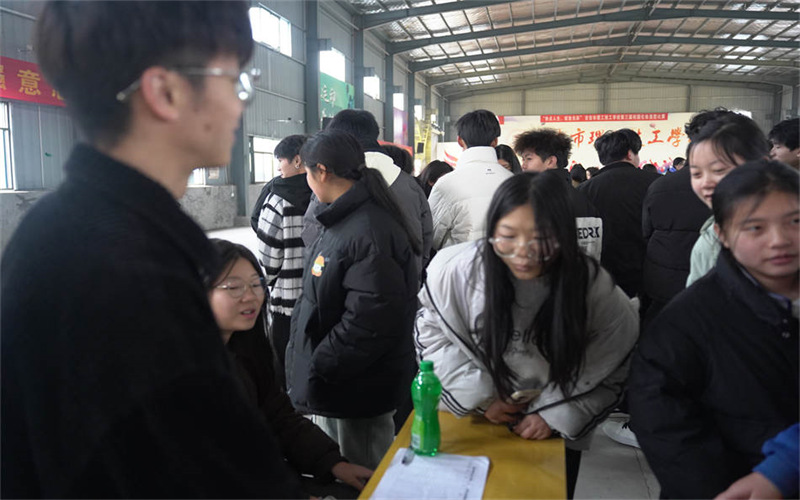全面發(fā)展，快樂(lè)學(xué)習(xí)—吉安市理工技工學(xué)校社團(tuán)